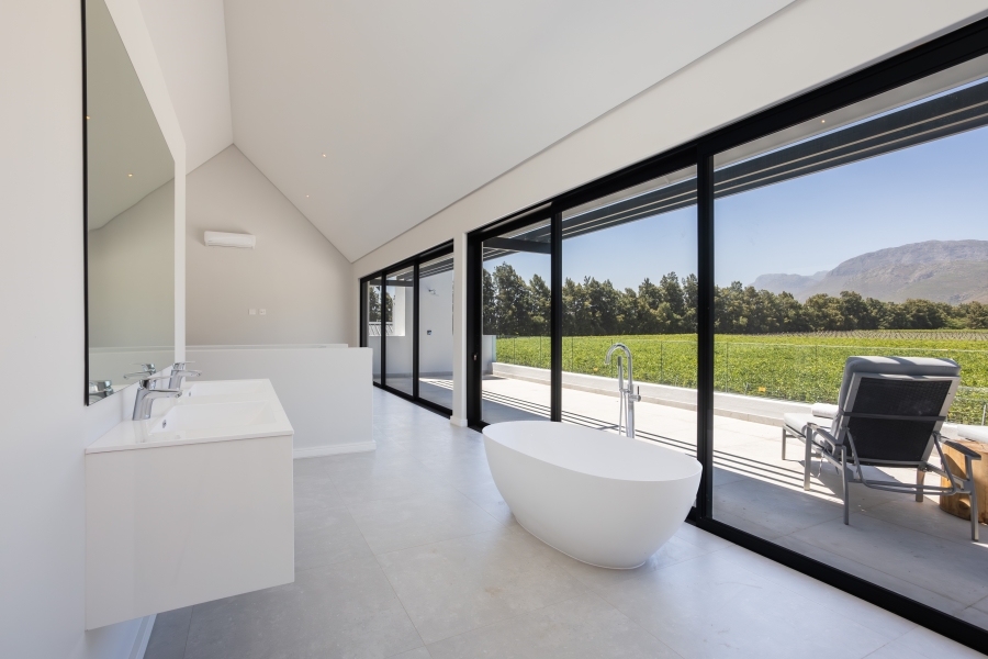 4 Bedroom Property for Sale in Val De Vie Estate Western Cape